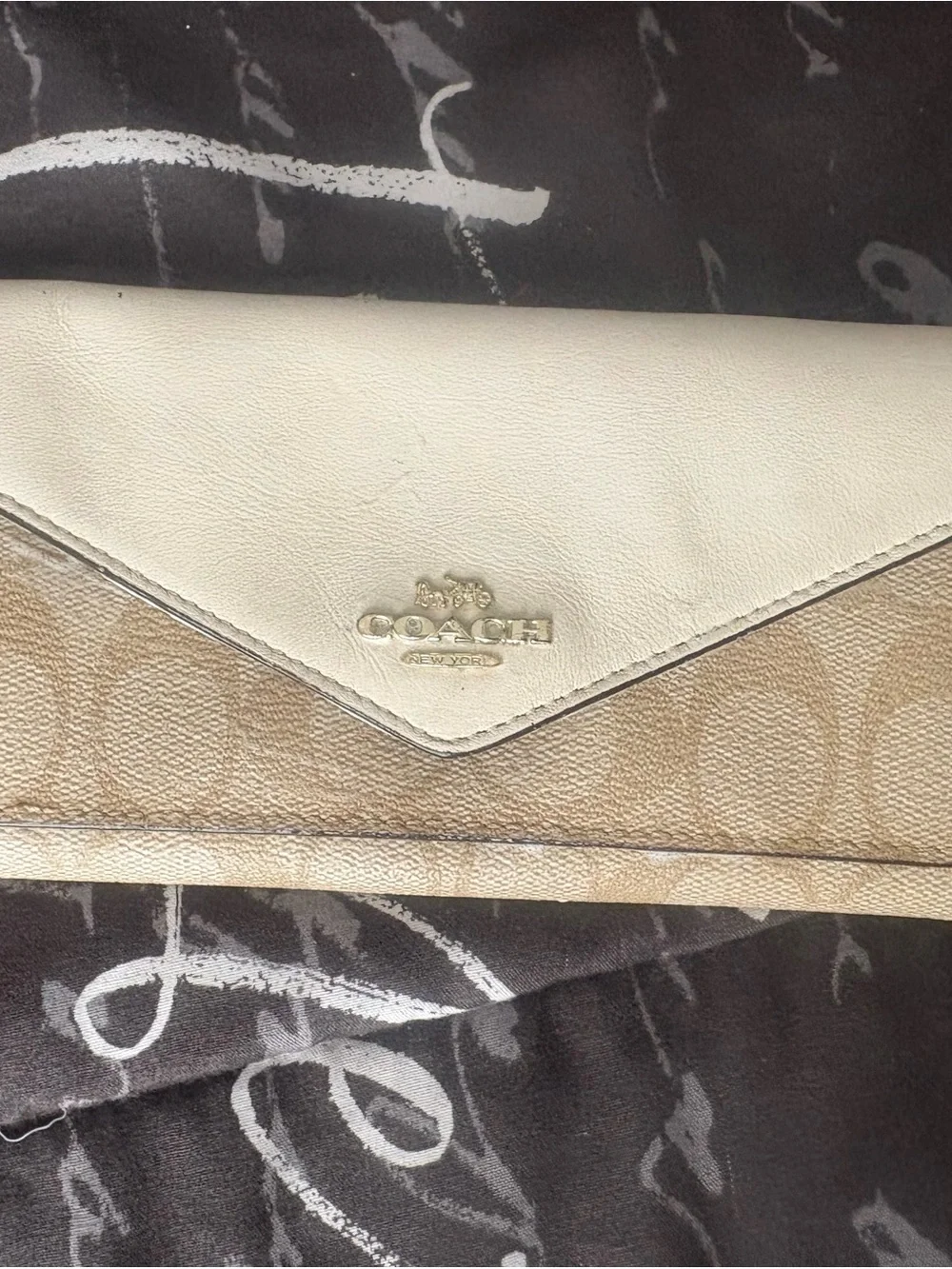 Coach Signature Envelope Clutch in Beige and Cream Leather